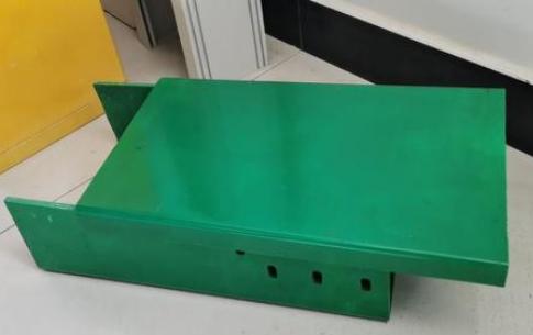 玻璃鋼電纜橋架性能特點